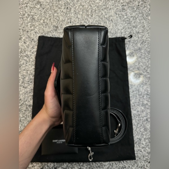 Authentic Saint Laurent Toy Loulou - Picture 3 of 9